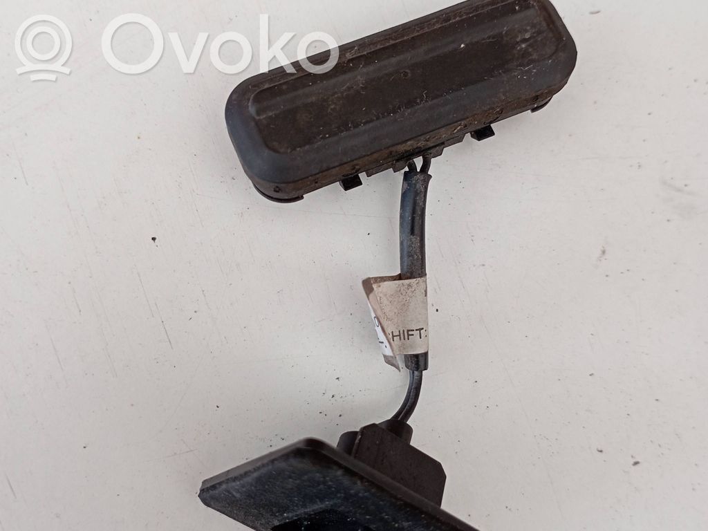Opel Insignia A Fuel tank opening switch 