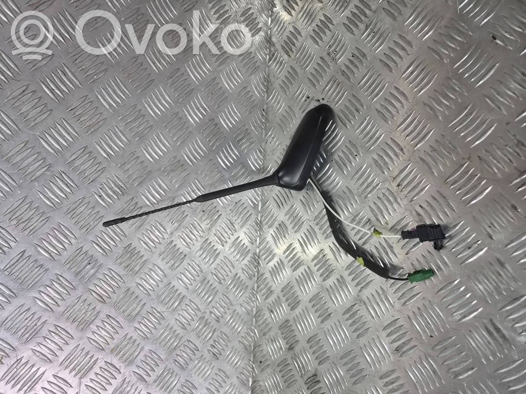 Opel Mokka Antena aérea GPS 