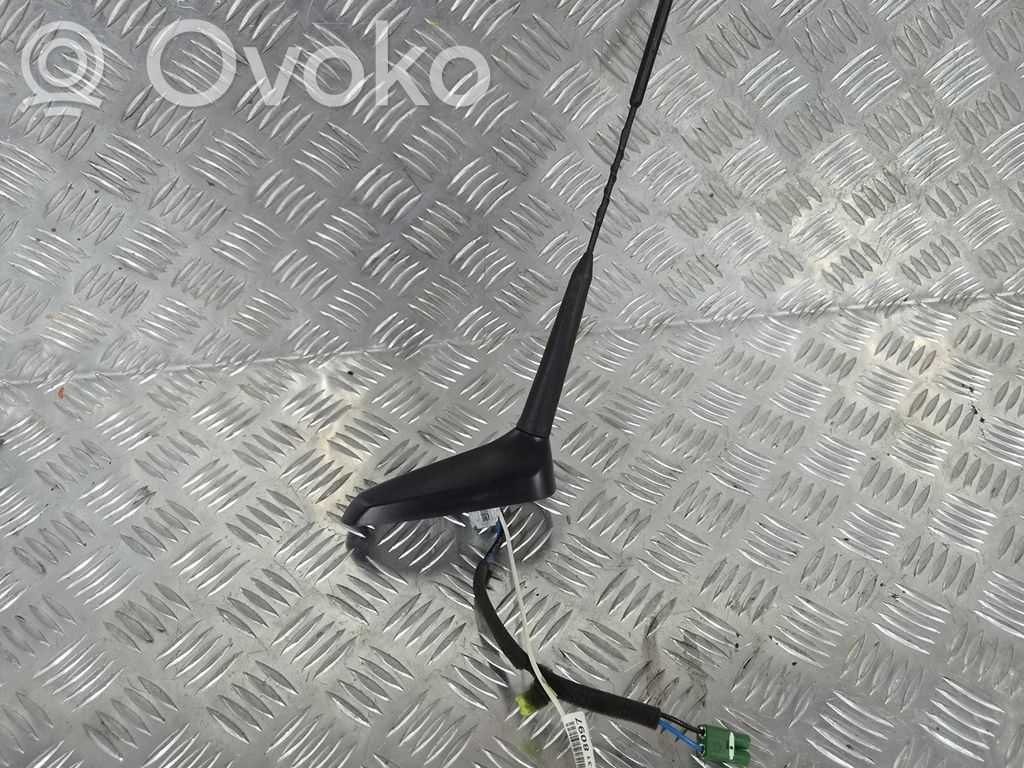 Opel Mokka GPS-pystyantenni 