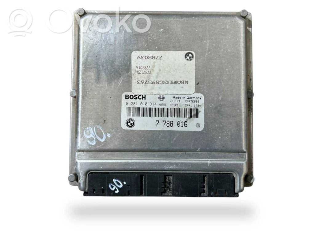 BMW 5 E39 Engine control unit/module 