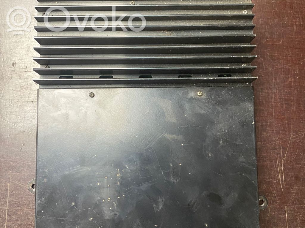 BMW 5 E39 Garso stiprintuvas 