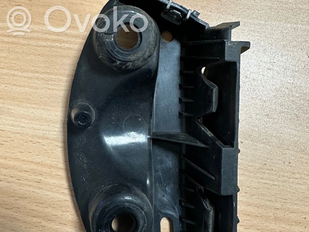 Rear bumper mounting bracket   7118193,72758411