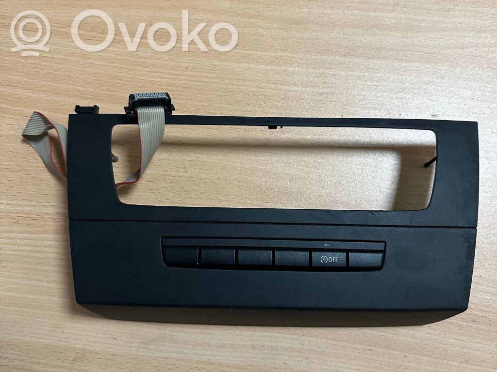 Center console   658590,51459120979,009V7400