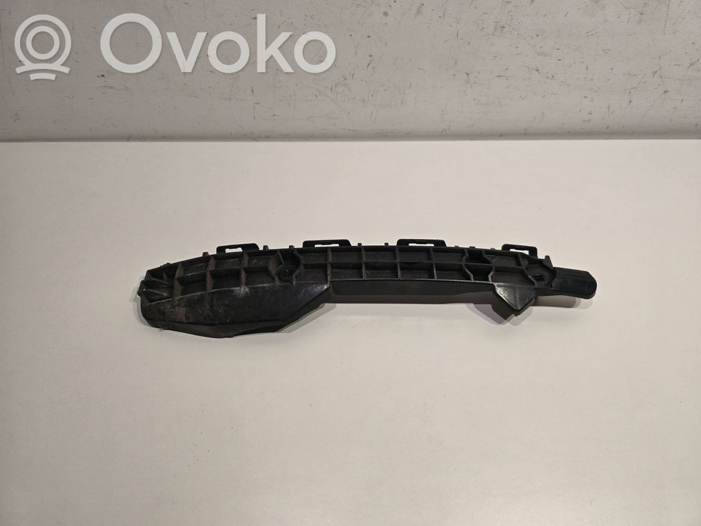Toyota Auris E180 Galinis laikiklis bamperio 