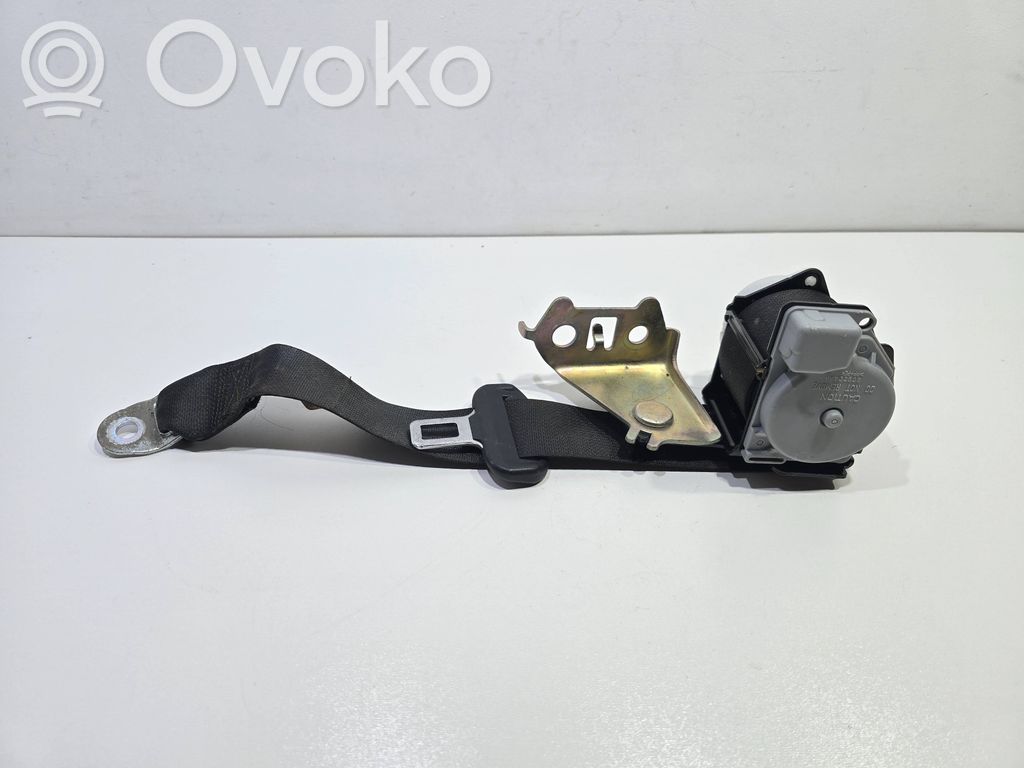Toyota Auris E180 Cinturón trasero 