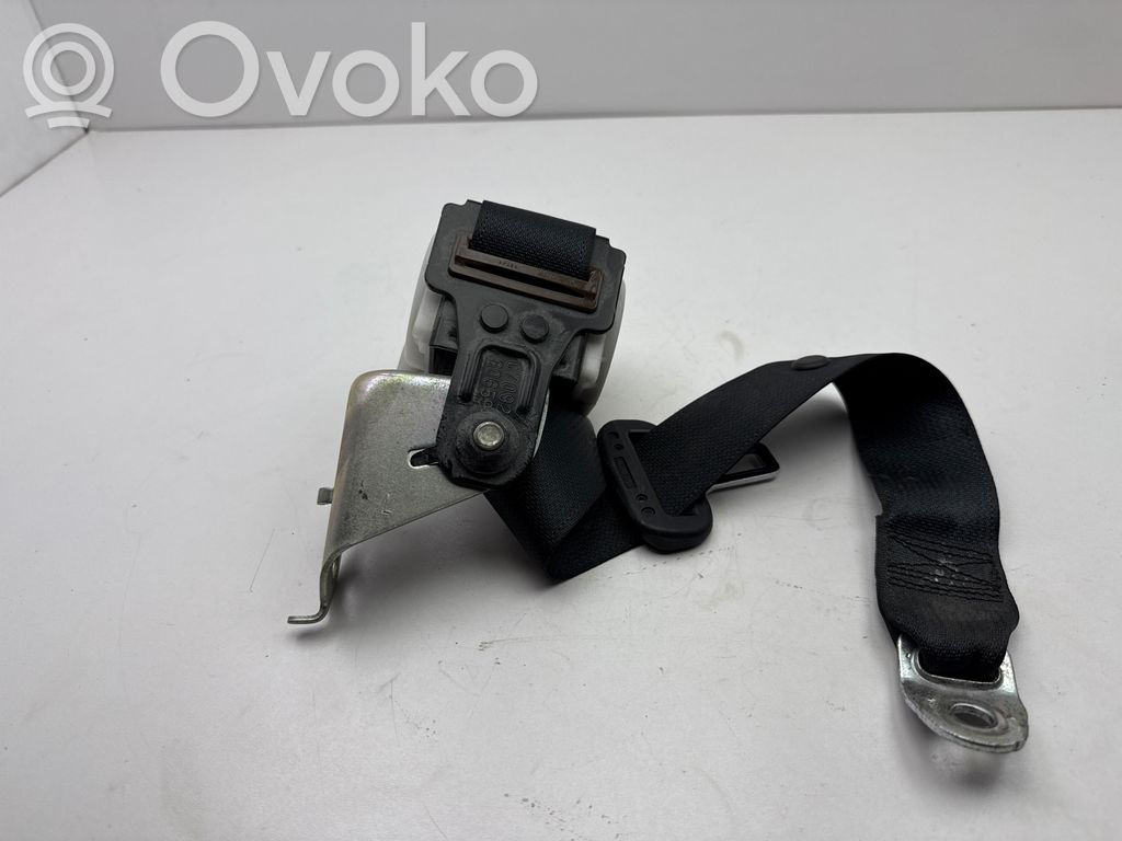 Toyota Auris E180 Aizmugurējā drošības josta 