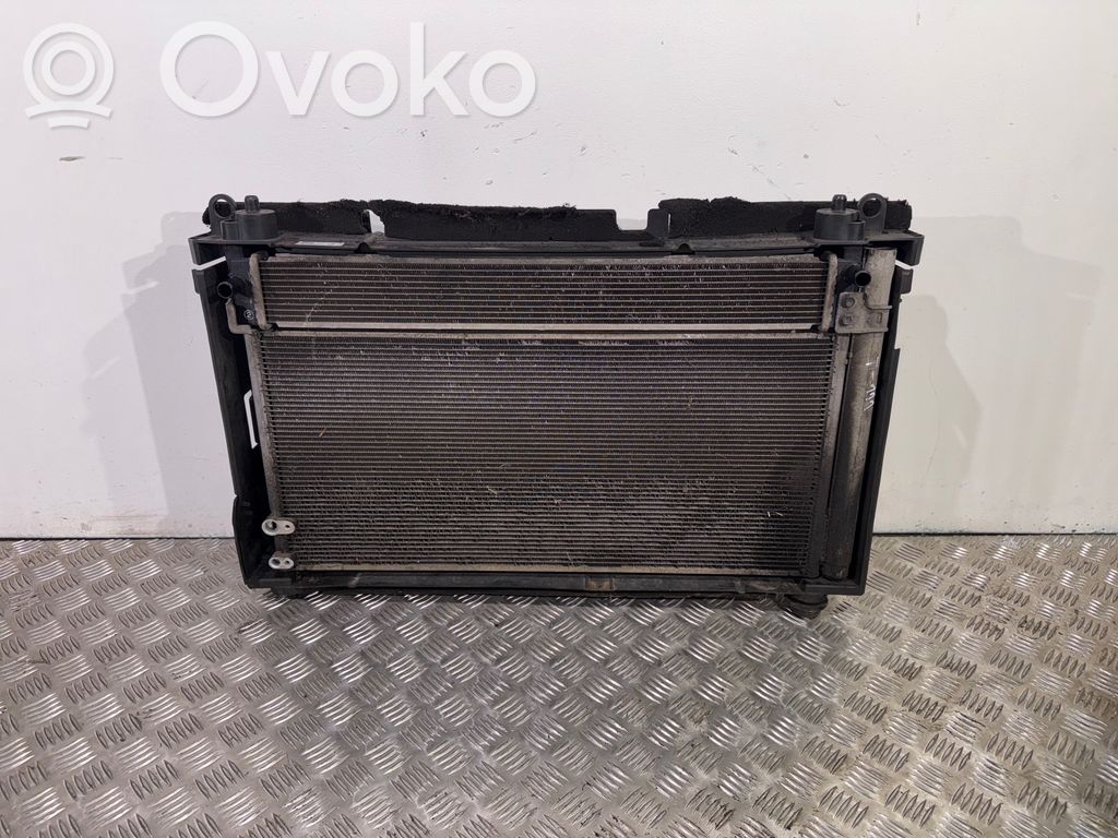 Toyota Auris 150 Chłodnica / Komplet 