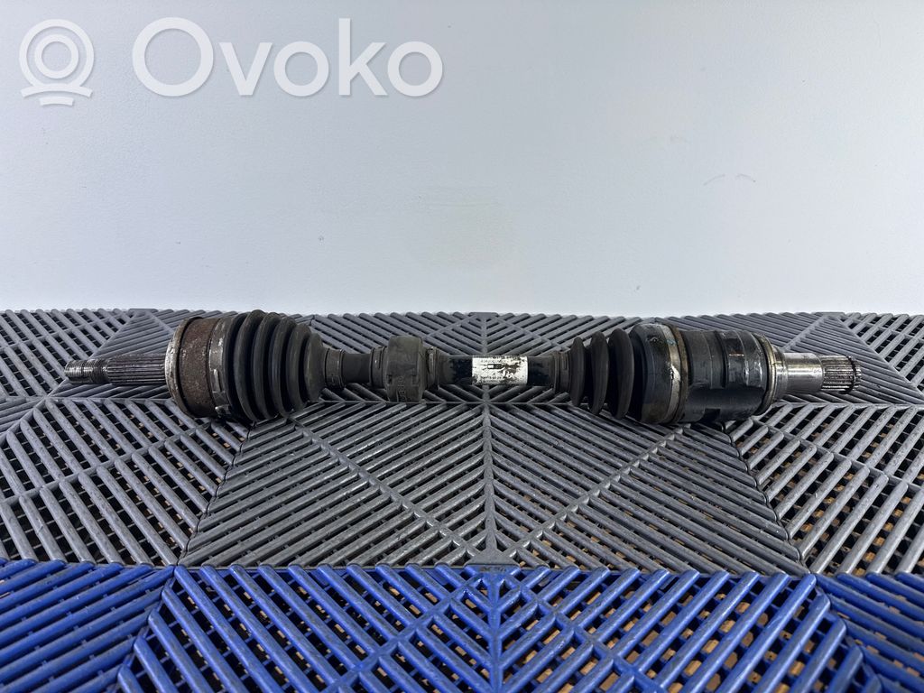 Toyota Auris E180 Eje de transmisión delantero 