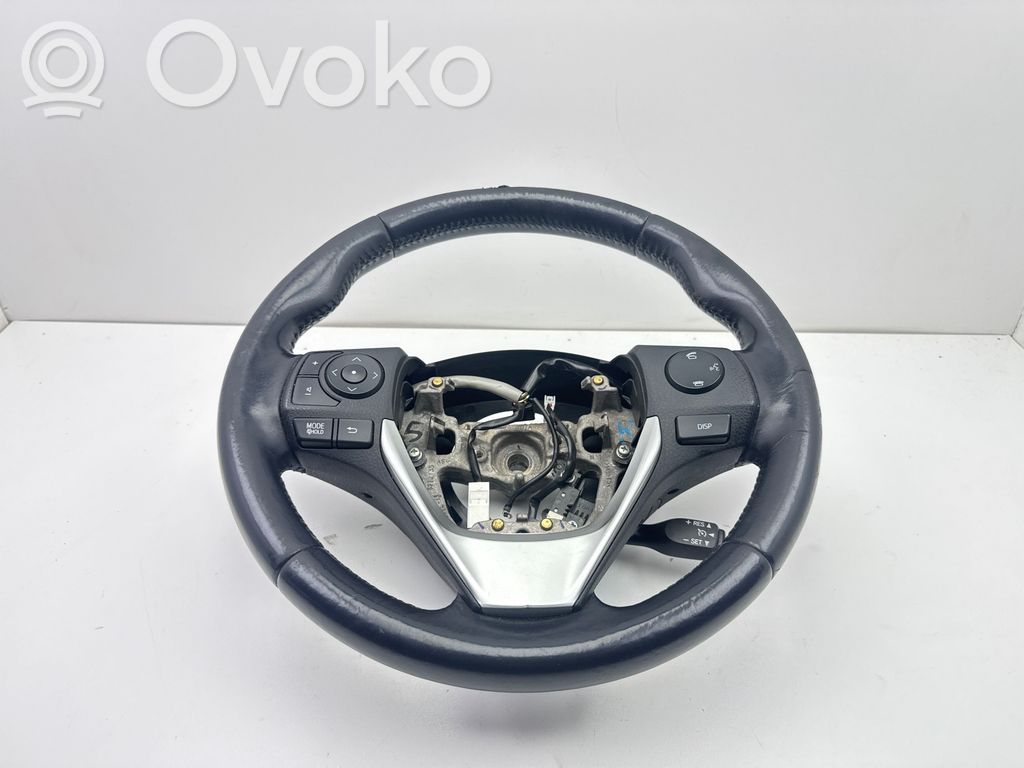 Toyota Auris E180 Vairas 