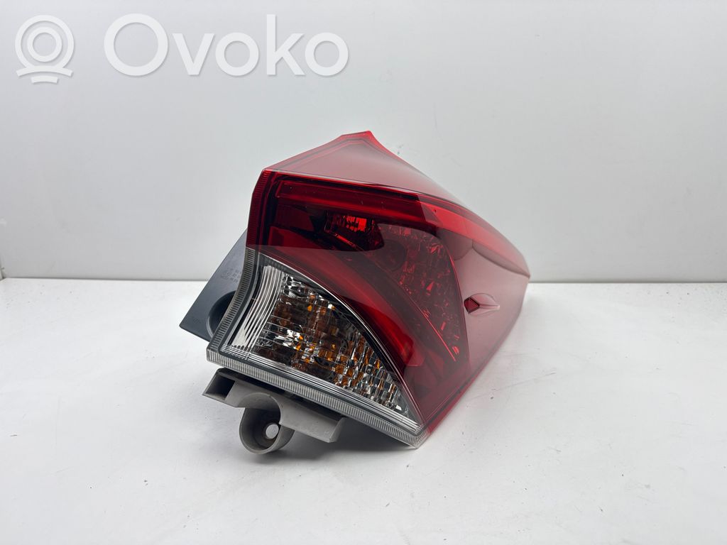 Toyota Auris E180 Rear/tail lights 