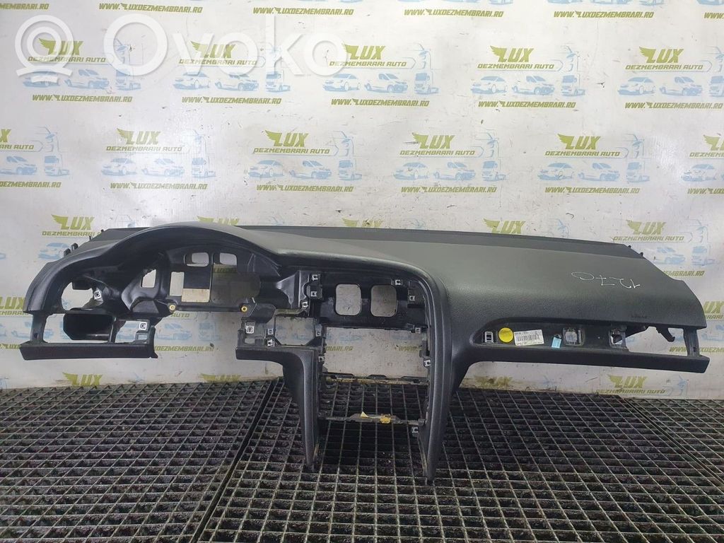 Audi A6 S6 C6 4F Dashboard 