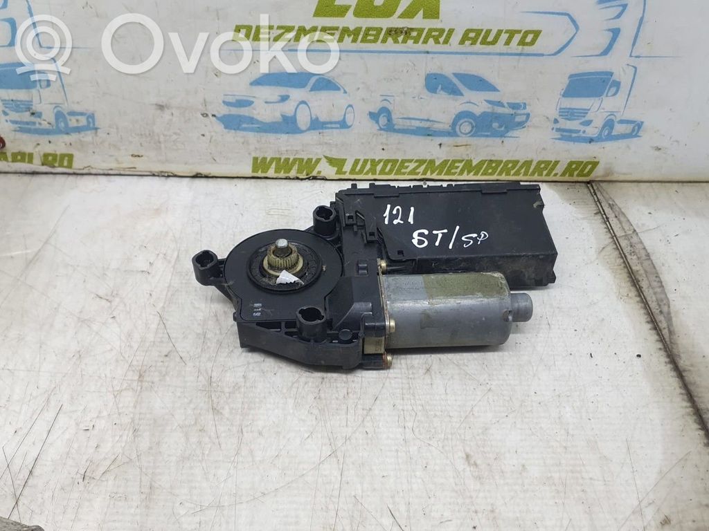 Audi A8 S8 D3 4E Rear door window regulator motor 