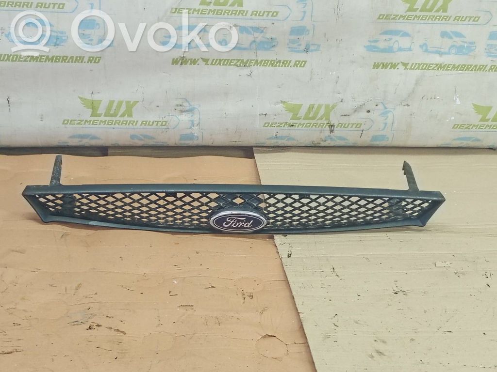Ford Focus Front bumper lower grill 