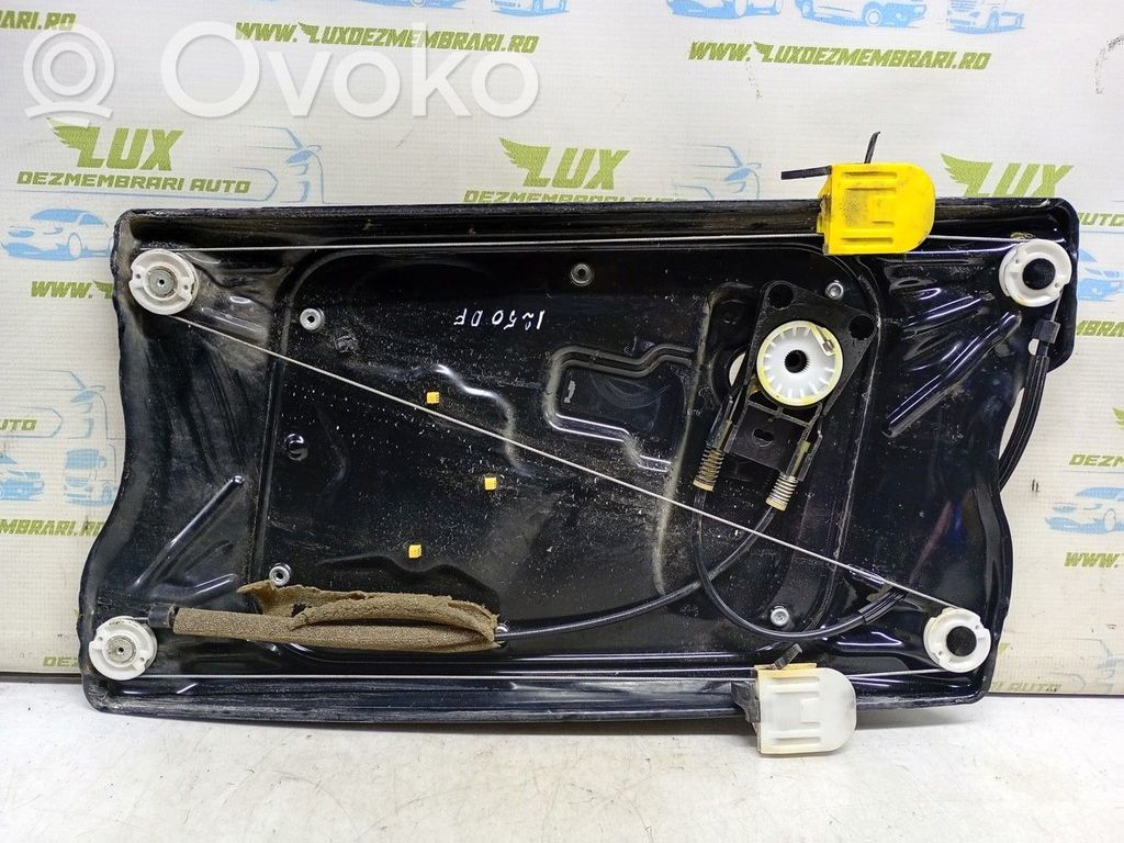 Land Rover Freelander 2 - LR2 Elektryczny podnośnik szyby drzwi przednich 