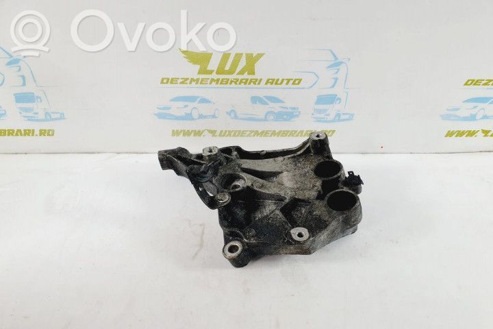 Engine mounting bracket   55208165