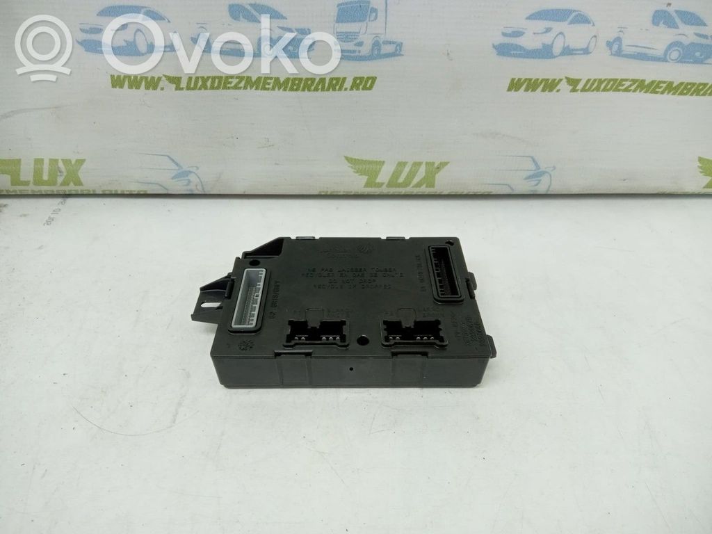 Renault Captur Comfort/convenience module 