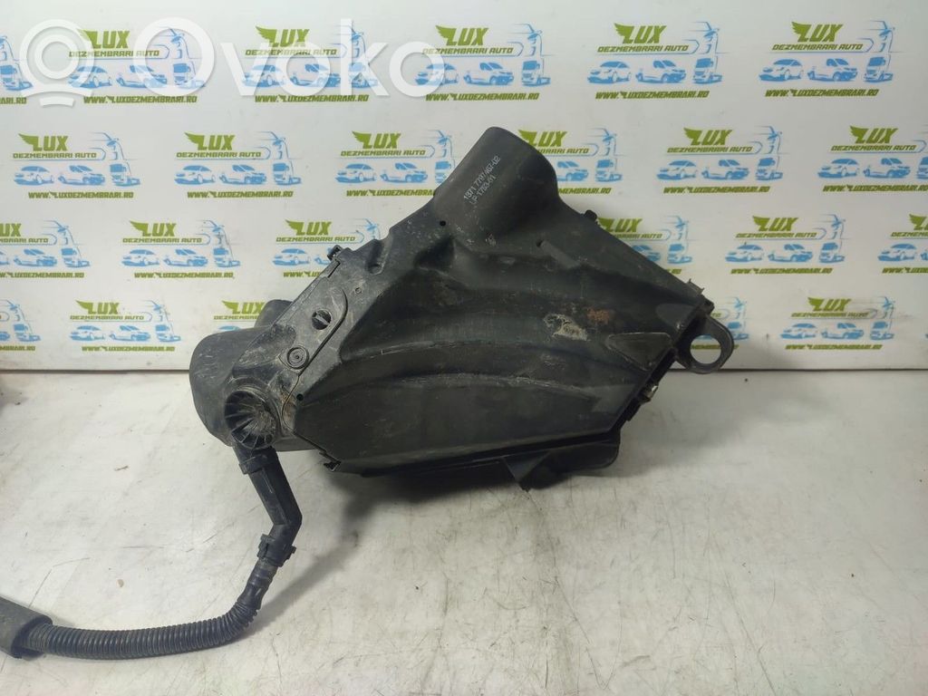 BMW 3 E36 Air filter box 