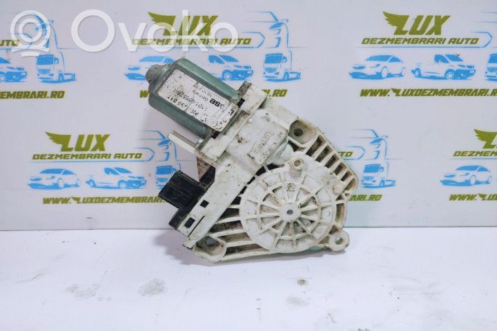 Takaistuin   8KO959811