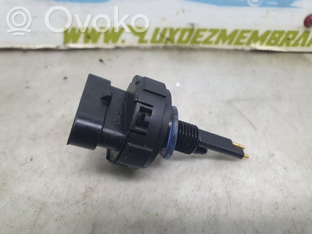 Opel Corsa D Sensor de temperatura del combustible 
