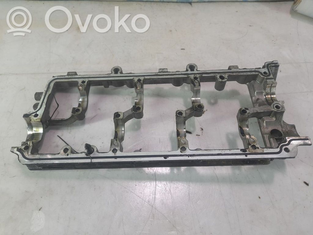 Porsche Cayenne (92A) Camshaft holder bracket 