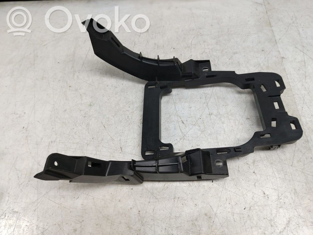 Ford Mondeo MK IV Pavarų perjungimo svirties apdaila (plastikinė) 