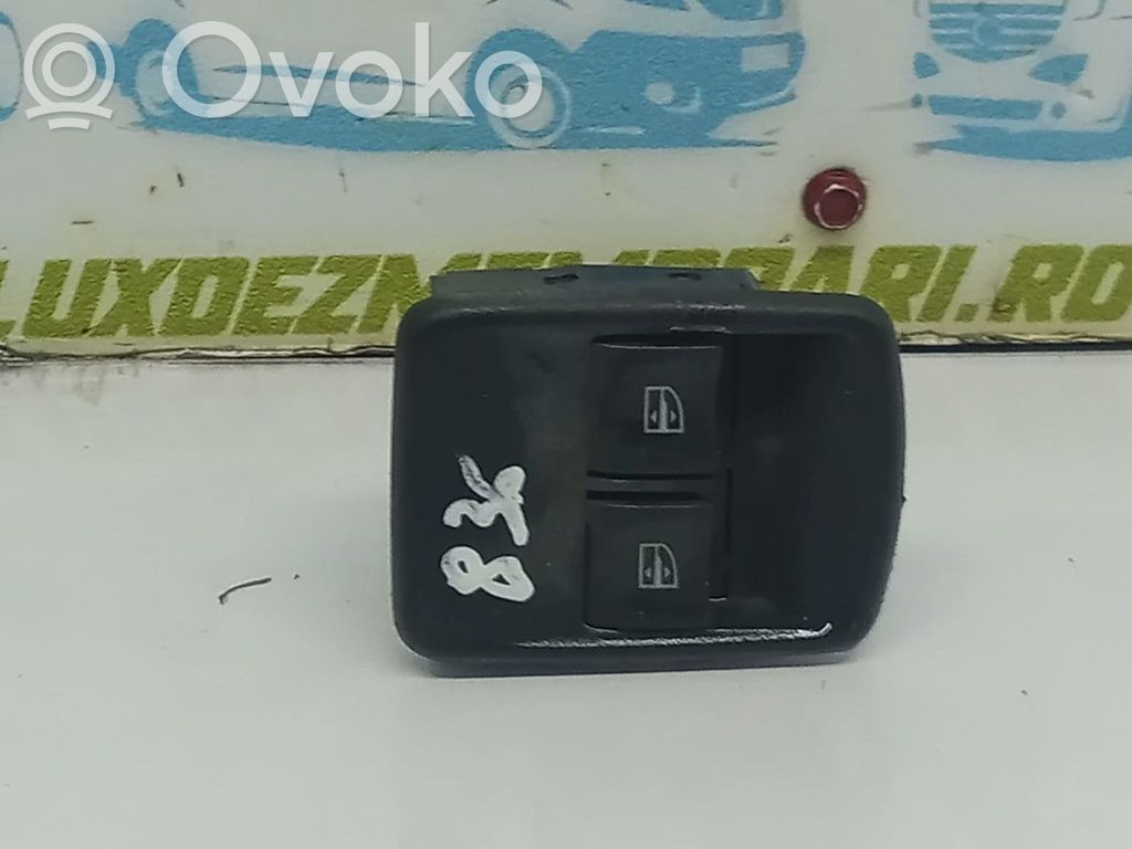 Comutator comandă geamuri electrice   254110431R,254110431R