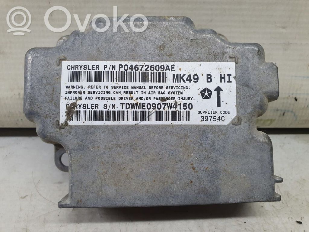 Airbag control unit/module   P04672609AE