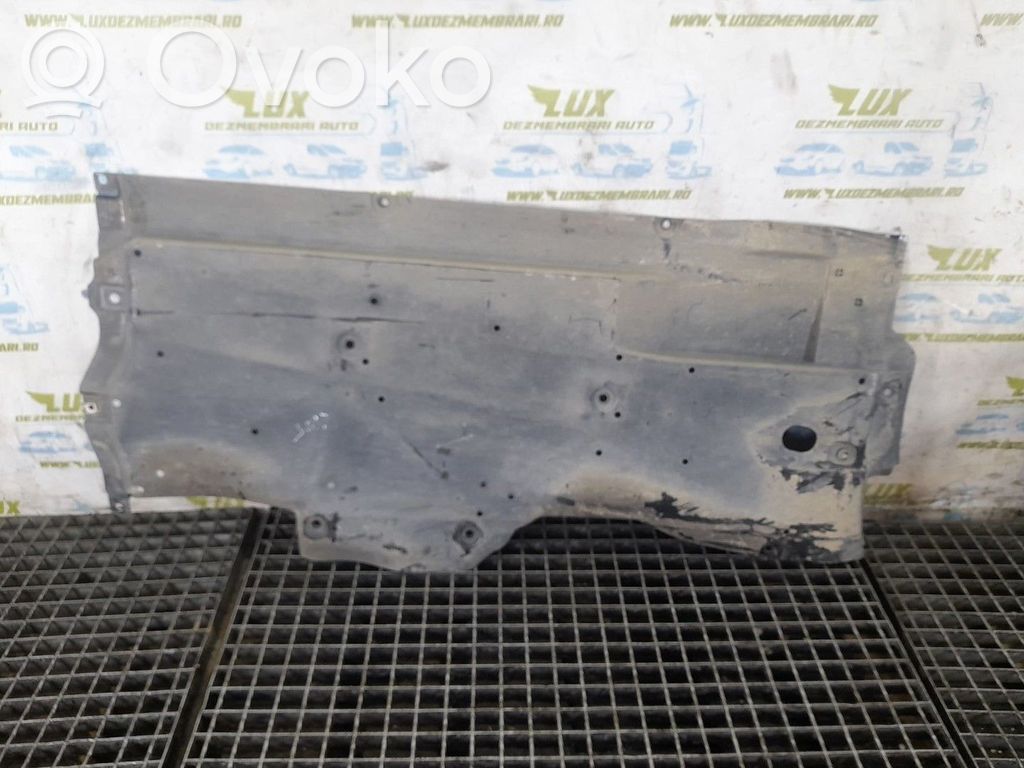 Placa protectora/protector antisalpicaduras motor   B45A56343