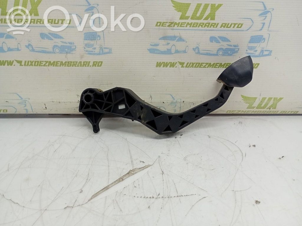 Skoda Roomster (5J) Pedale della frizione