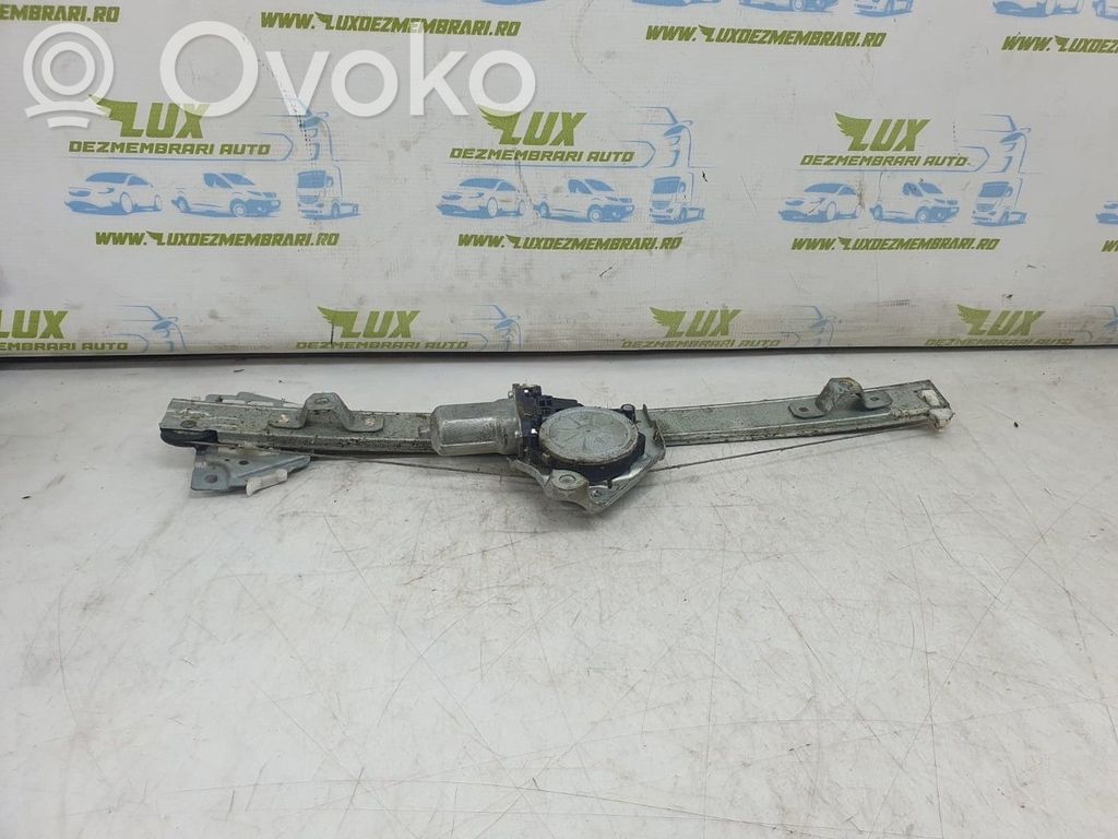 Suzuki Grand Vitara II Alzacristalli della portiera anteriore con motorino