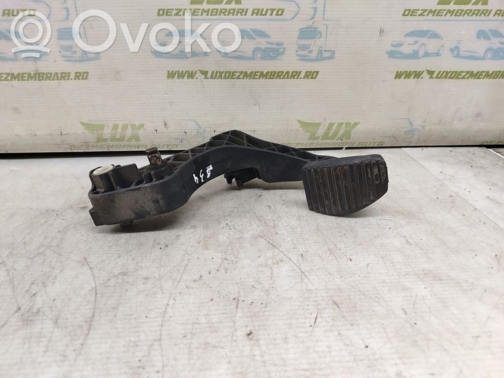 Citroen C4 II Kytkinpoljin 