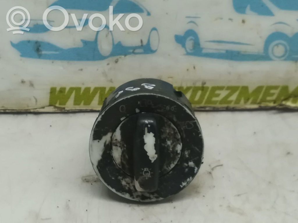 Comutator lumini   1K0941431A