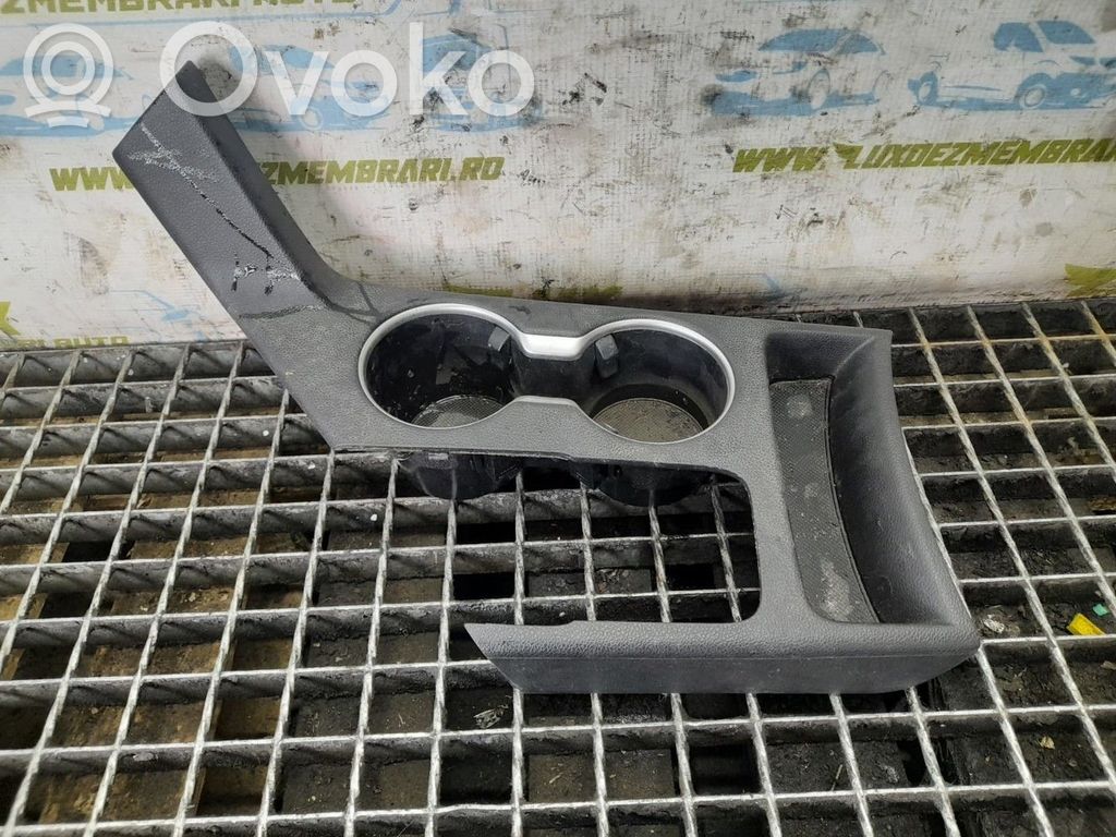 KIA Sportage Mukiteline edessä 