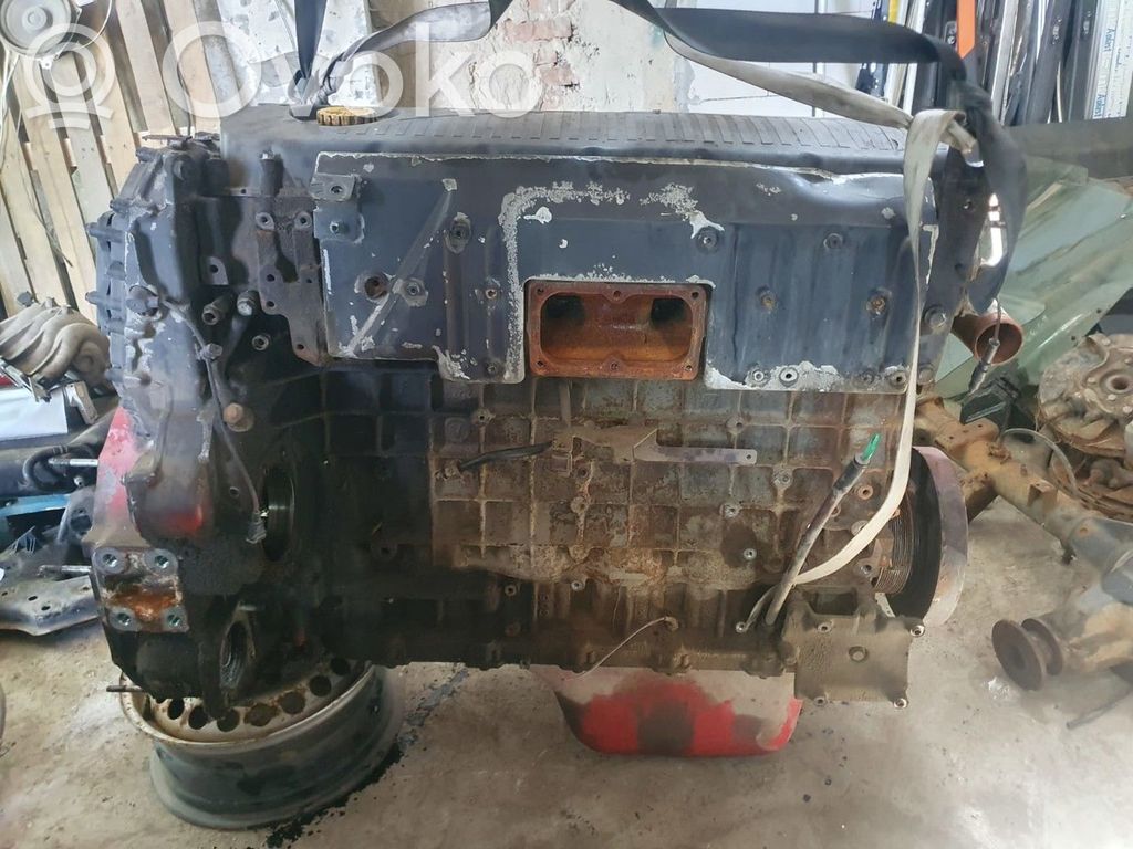 Silnik   F2BE0681A