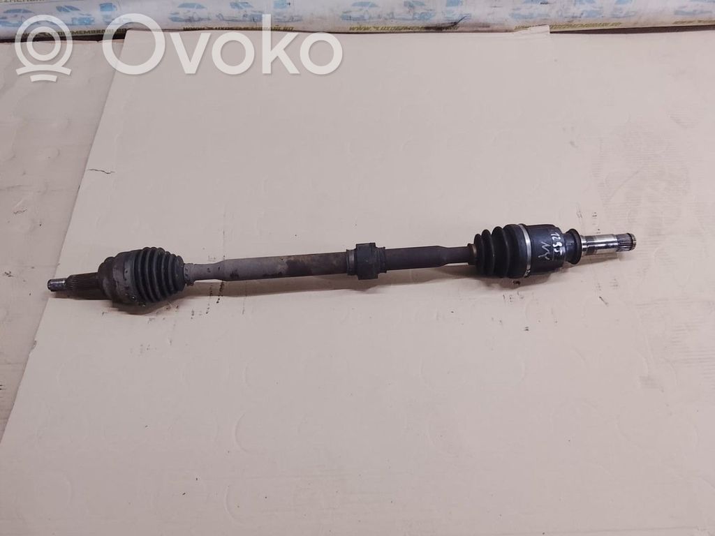 Mitsubishi Lancer X Półoś przednia 