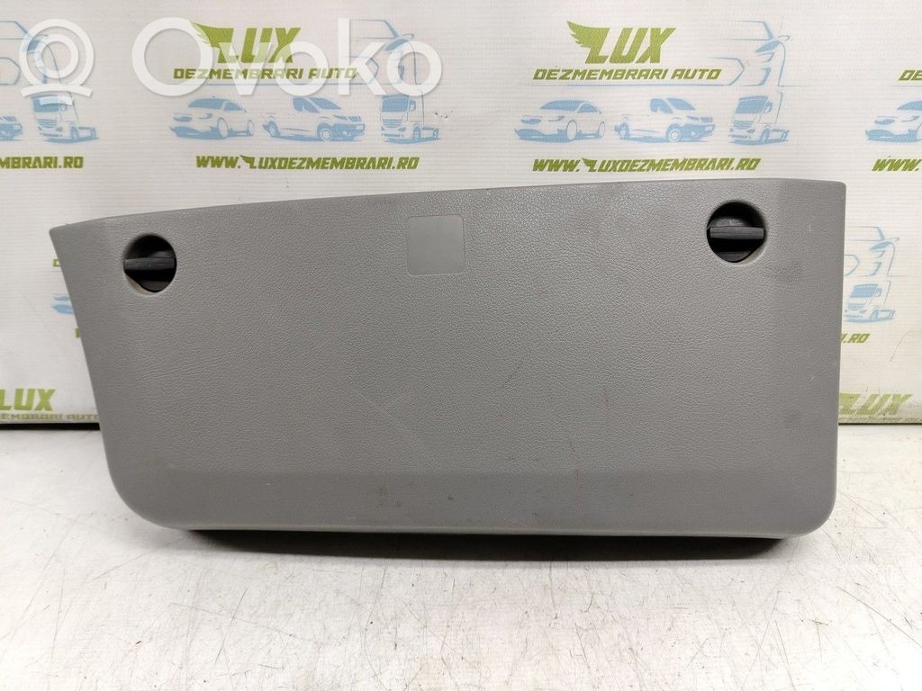 Volkswagen Crafter Rivestimento della portiera anteriore (modanatura)