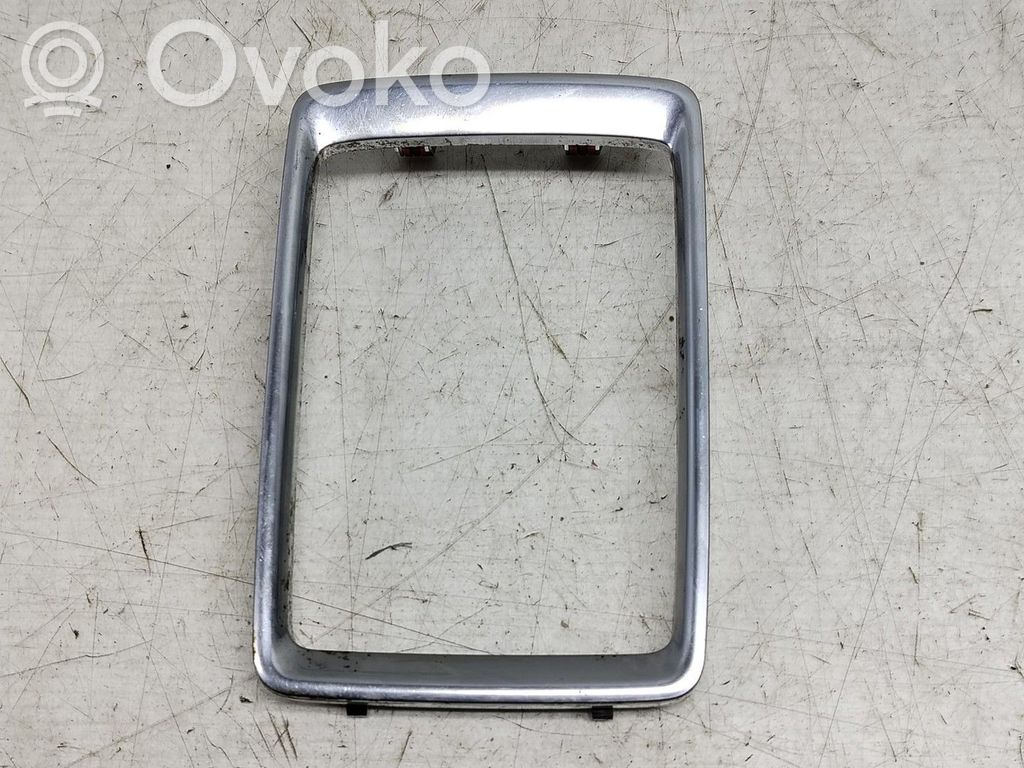 Mazda 5 Rivestimento della portiera anteriore (modanatura) 