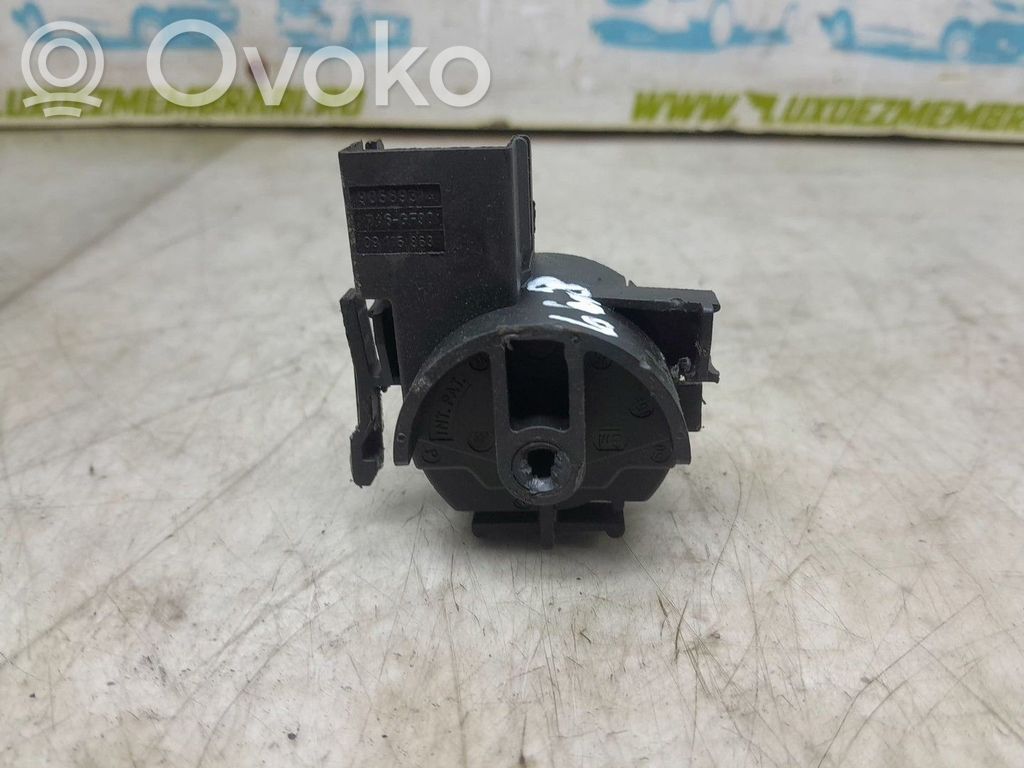 Opel Astra G Przycisk zapłonu Start / Stop 