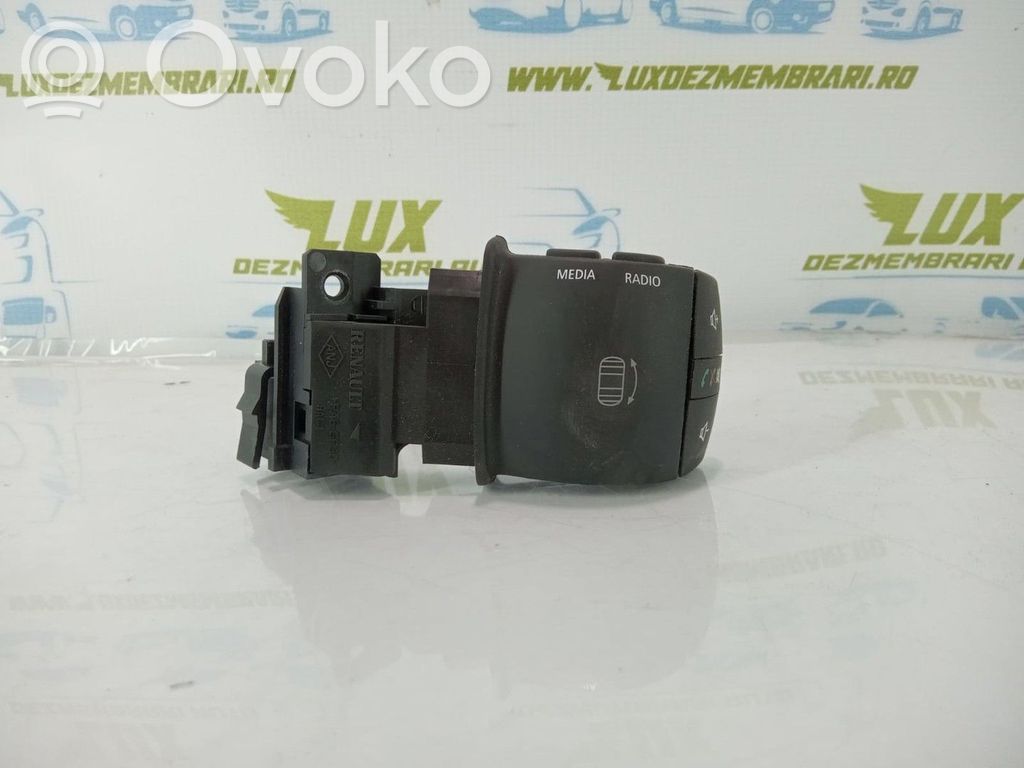 Boutons / interrupteurs volant   255522540R