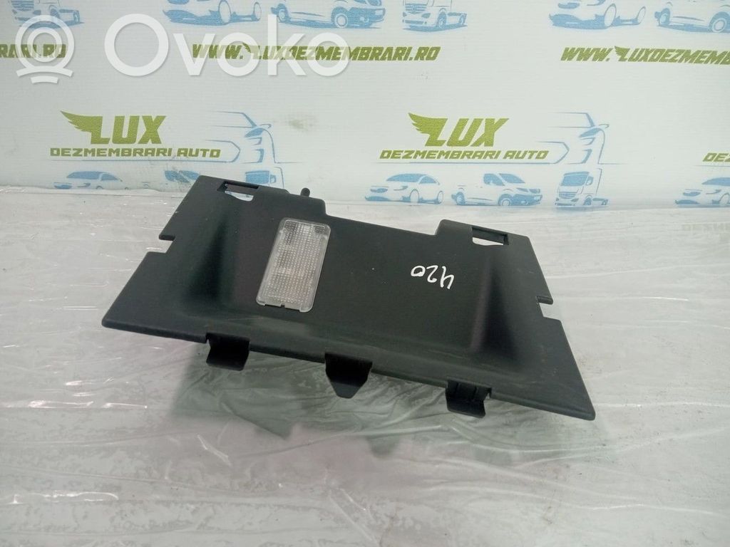 Dacia Duster II Rivestimento della portiera anteriore (modanatura)