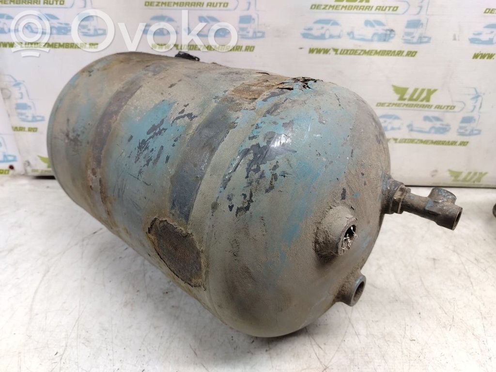 Zbiornik powietrza tylnego zawieszenia pneumatycznego   20579604