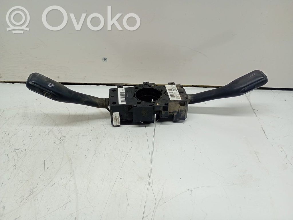 Audi A4 S4 B7 8E 8H Boutons / interrupteurs volant