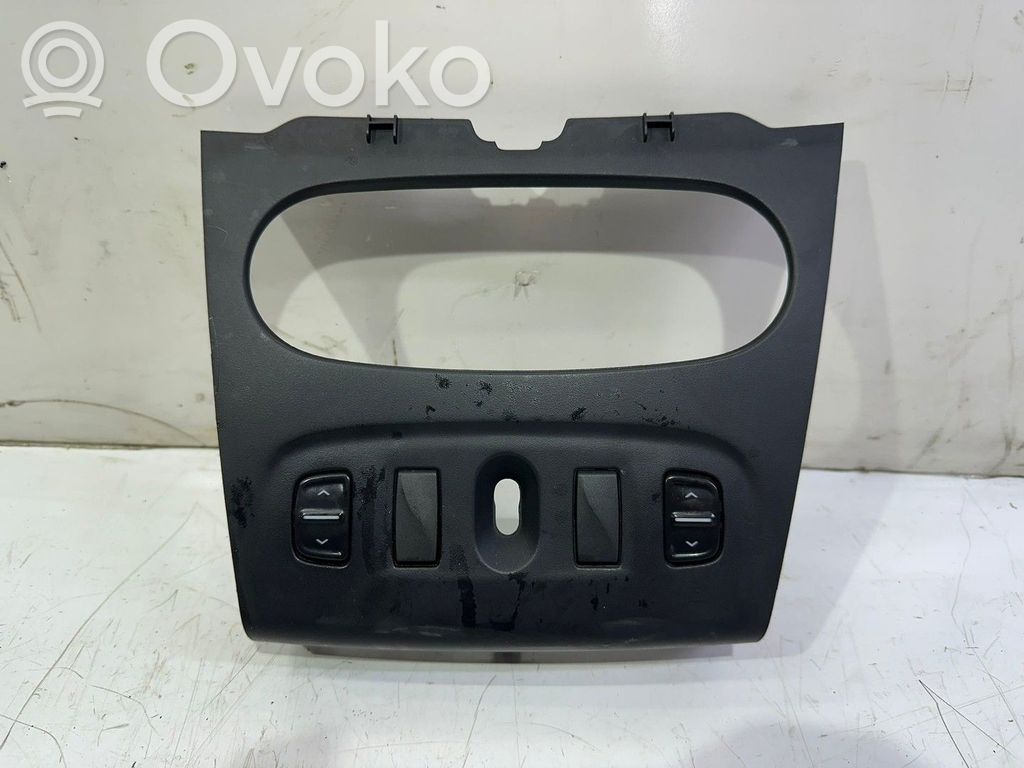 Dacia Logan II Moldura del panel 