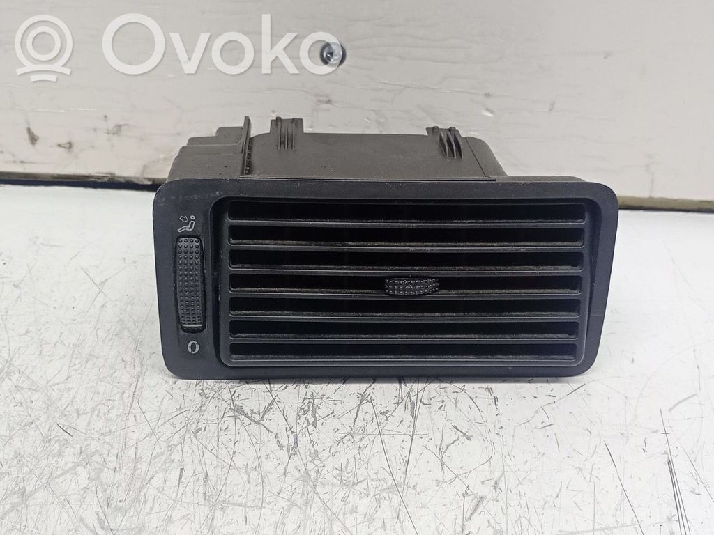 Volkswagen Golf IV Ramă grilă ventilație bord 
