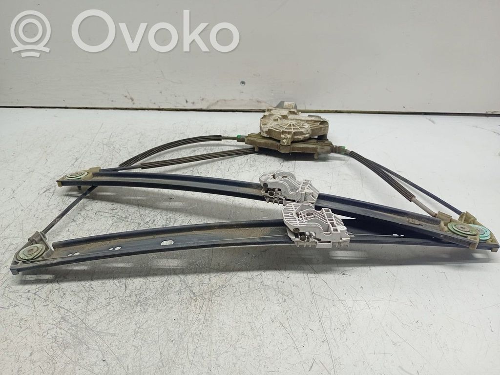 Audi Q7 4L Macara ușă față cu motor