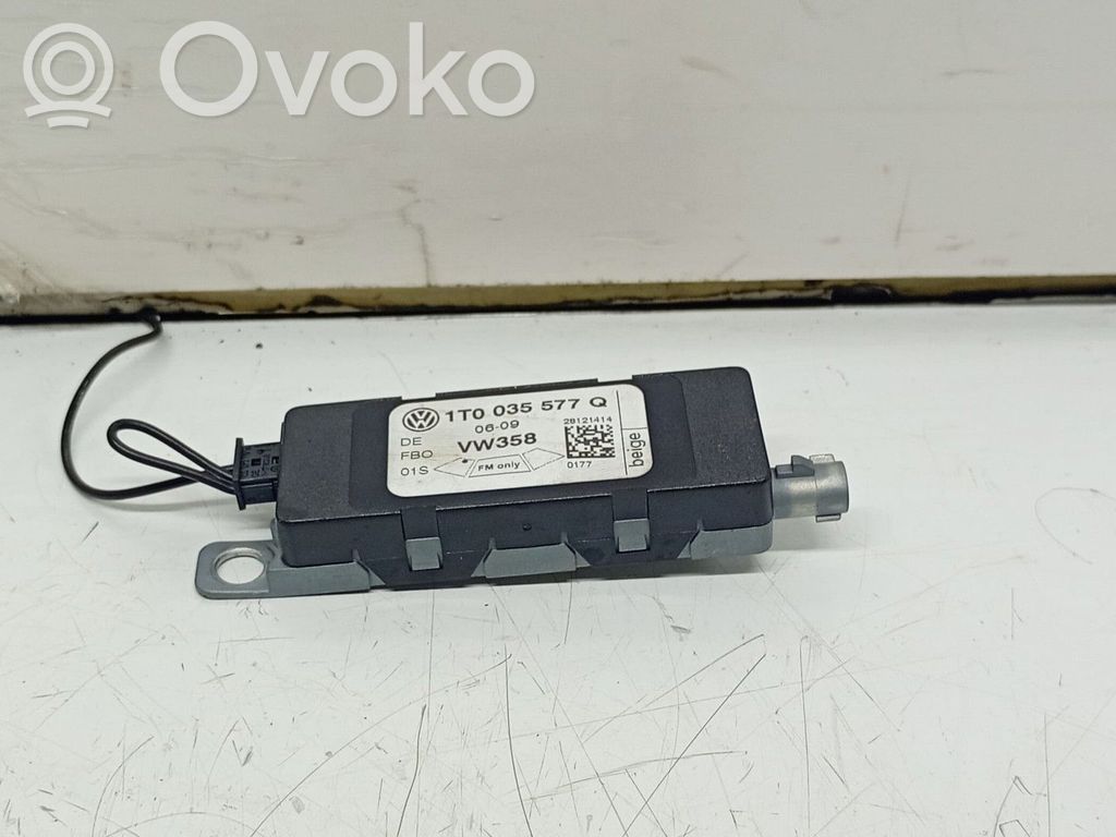 Volkswagen Touran I Amplificator antenă aeriană 
