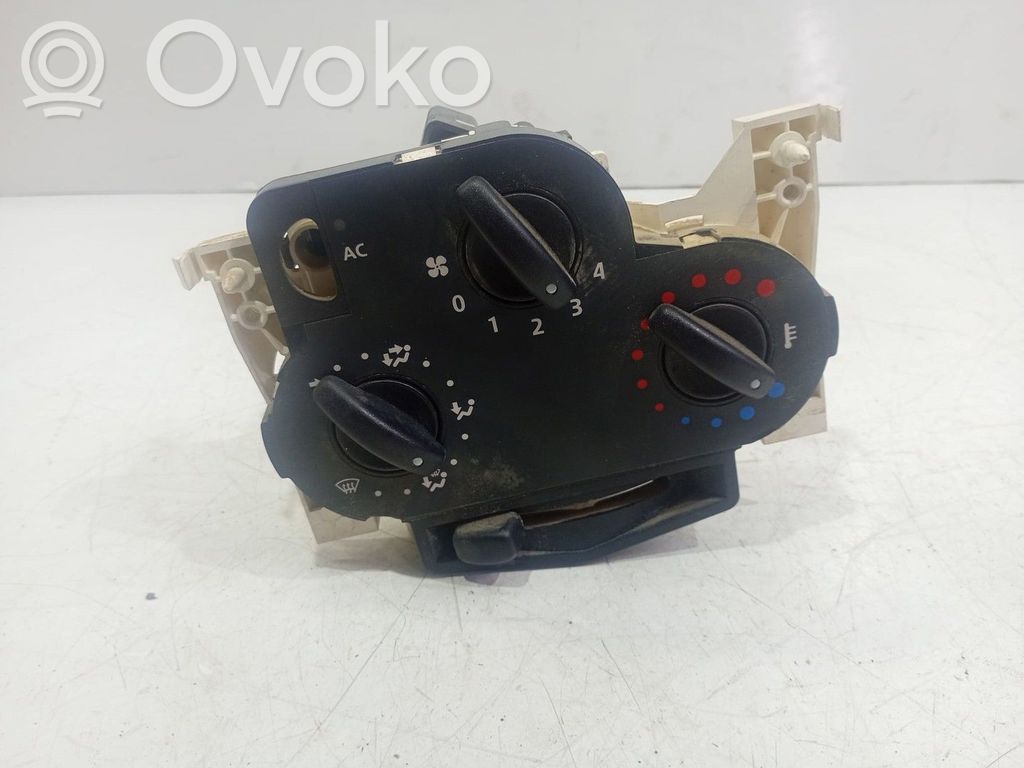 Dacia Logan I Climate control unit 