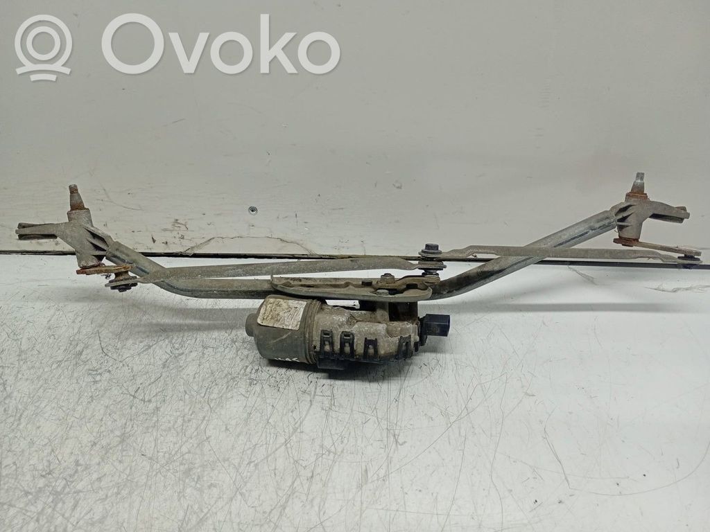 Volkswagen PASSAT B5.5 Motor y varillaje del limpiaparabrisas delantero