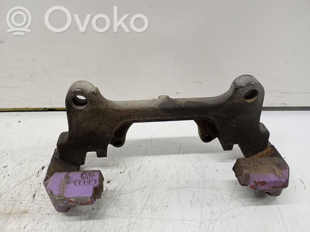 Audi A5 8T 8F Supporto della pinza del freno anteriore 