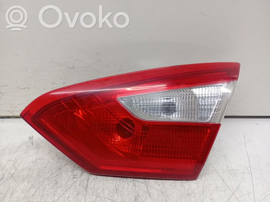 Ford Focus Takaluukun takavalot 